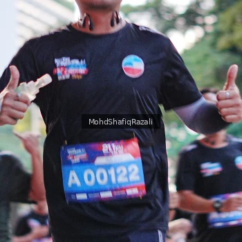 Runner Photo 4067755