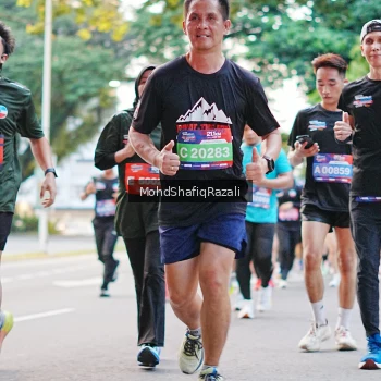 Runner Photo 4067783