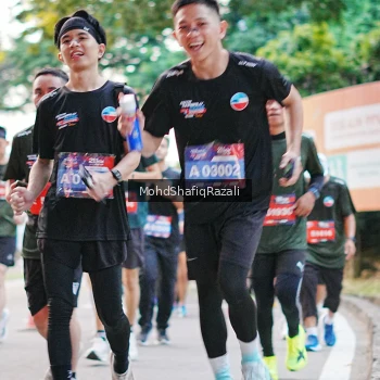 Runner Photo 4067843