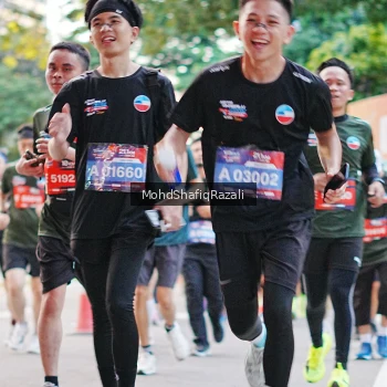 Runner Photo 4067844