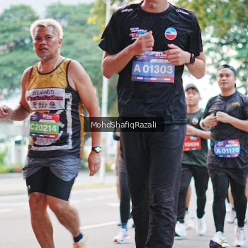 Runner Photo 4067882