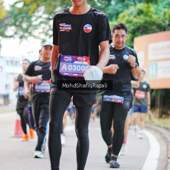 Runner Photo 4067896