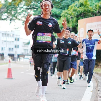 Runner Photo 4067909