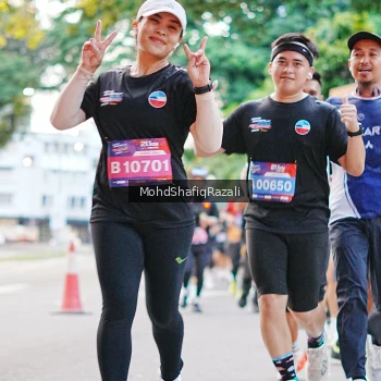 Runner Photo 4067914