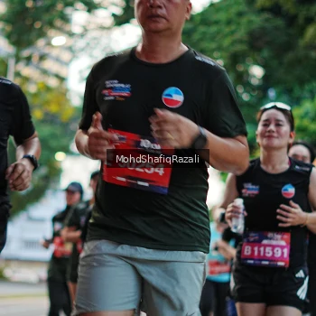 Runner Photo 4068010
