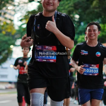 Runner Photo 4068025