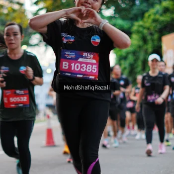 Runner Photo 4068100