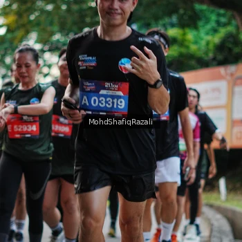 Runner Photo 4068133