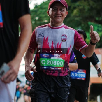 Runner Photo 4068138