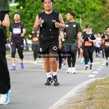 Runner Photo 4069085