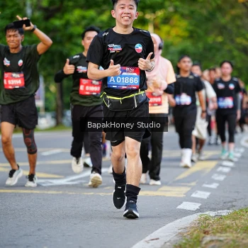 Runner Photo 4069573