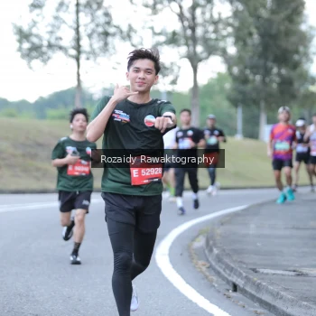 Runner Photo 4069603