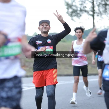 Runner Photo 4069605