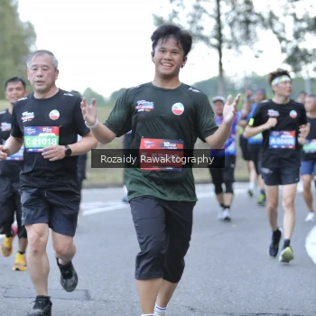 Runner Photo 4069666