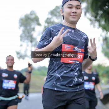 Runner Photo 4069688