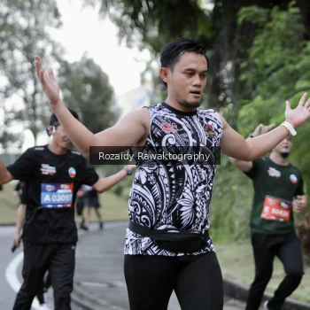 Runner Photo 4069691