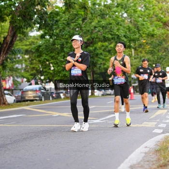 Runner Photo 4069702