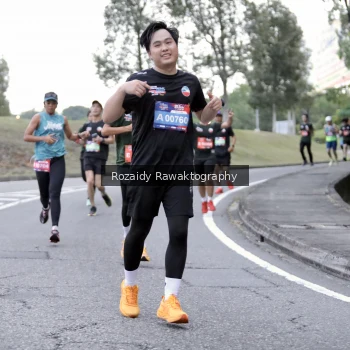 Runner Photo 4069756