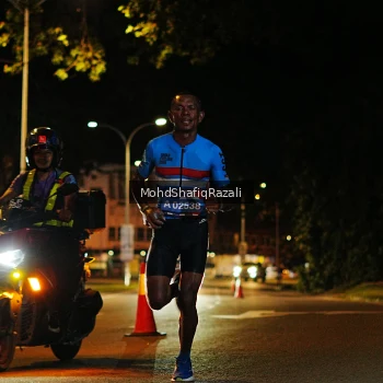 Runner Photo 4069757