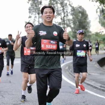 Runner Photo 4069758