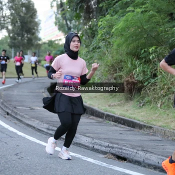 Runner Photo 4069774