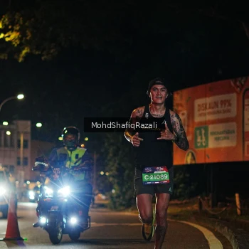 Runner Photo 4069844