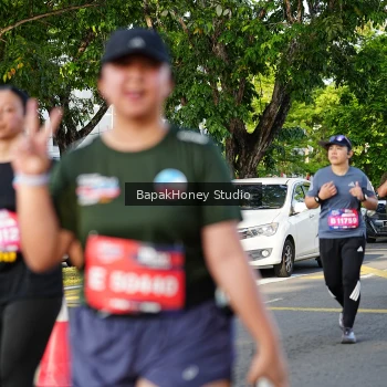 Runner Photo 4070045
