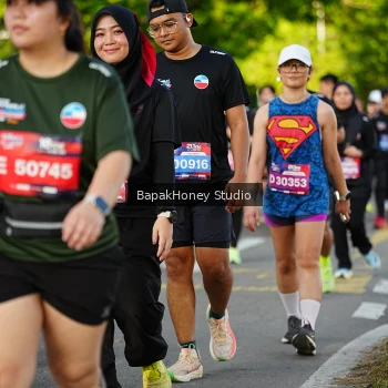 Runner Photo 4070165
