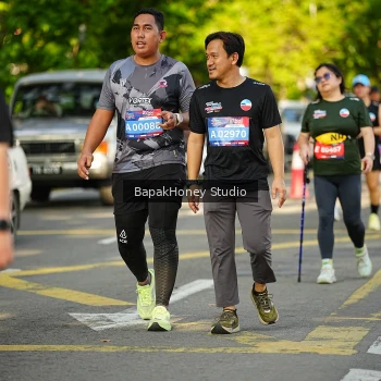 Runner Photo 4070483