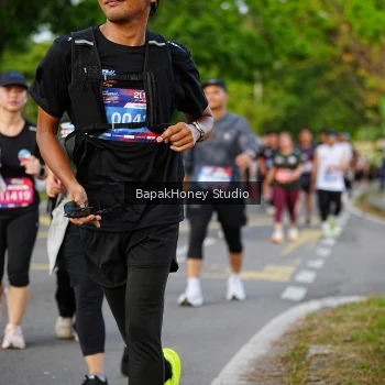 Runner Photo 4070671