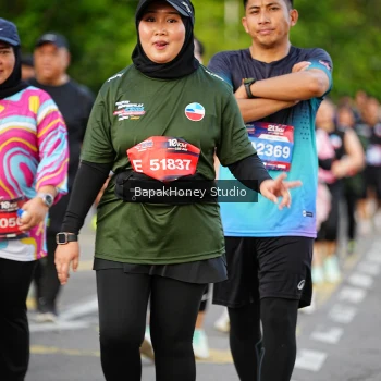 Runner Photo 4070724