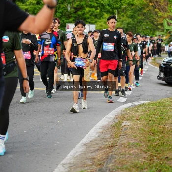 Runner Photo 4070762