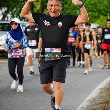 Runner Photo 4070767