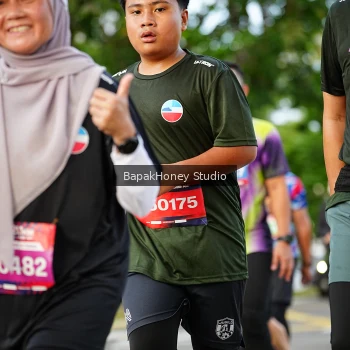 Runner Photo 4070819