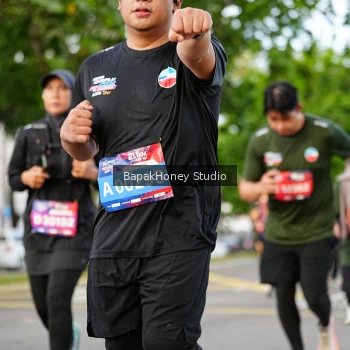 Runner Photo 4070838