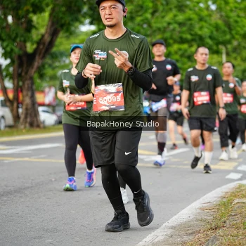 Runner Photo 4070843