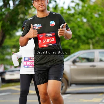 Runner Photo 4070857