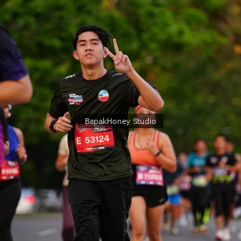 Runner Photo 4070971