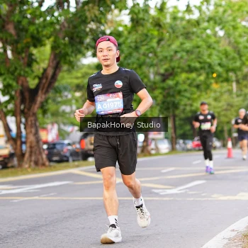 Runner Photo 4071001