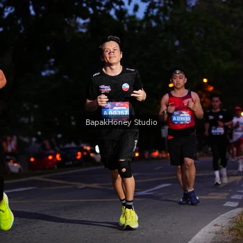 Runner Photo 4071045
