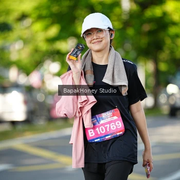 Runner Photo 4071100