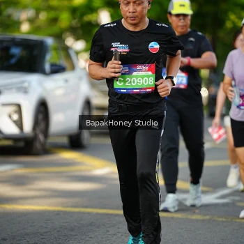 Runner Photo 4071131