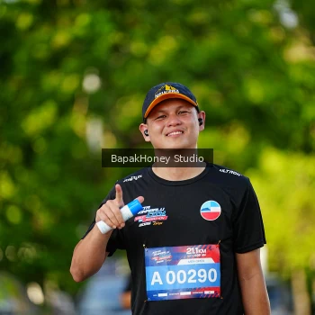 Runner Photo 4071176