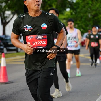 Runner Photo 4071285