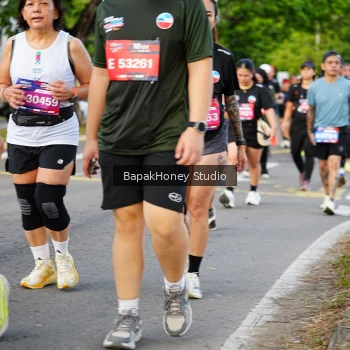 Runner Photo 4071304