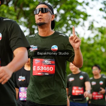 Runner Photo 4071321