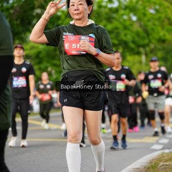 Runner Photo 4071329