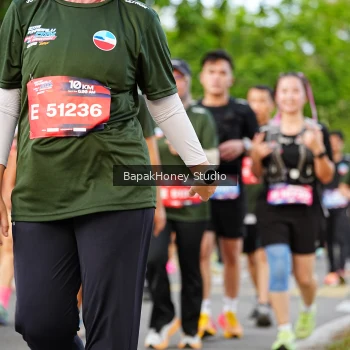 Runner Photo 4071346