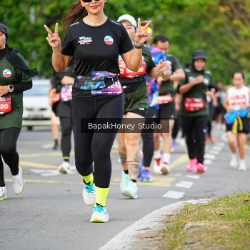 Runner Photo 4071366