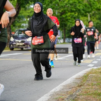 Runner Photo 4071380